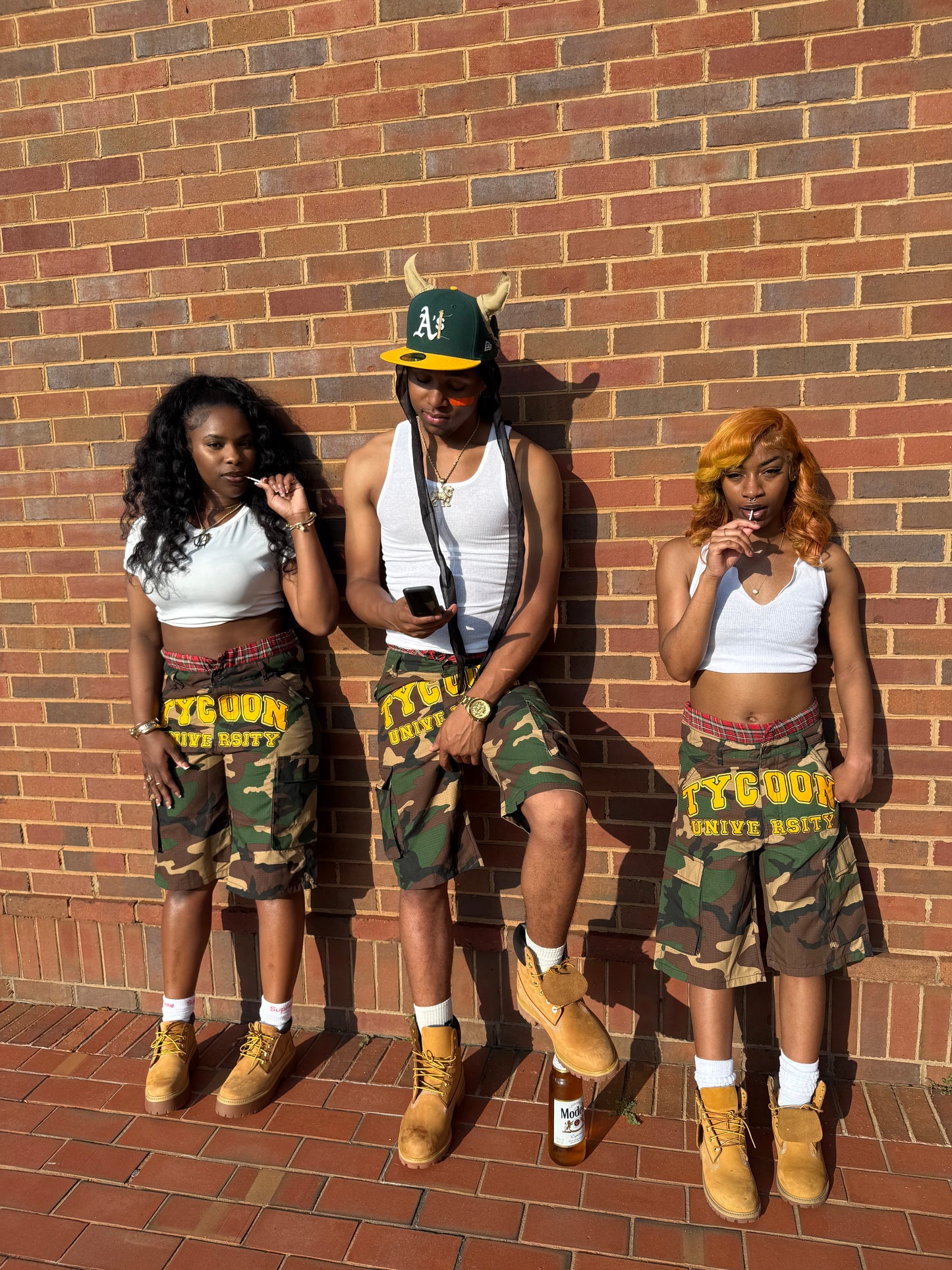 UNIVERSITY CARGO SHORTS