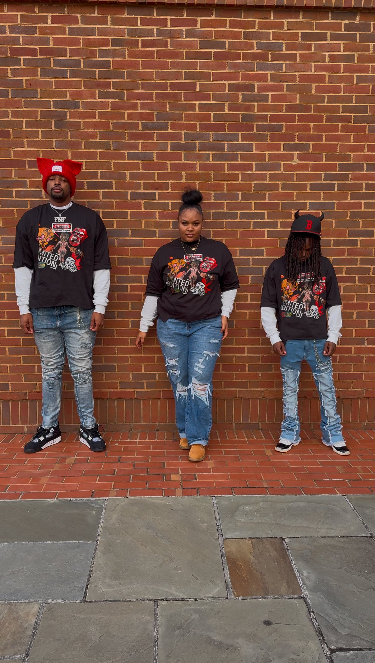 T STUDIOS TEE