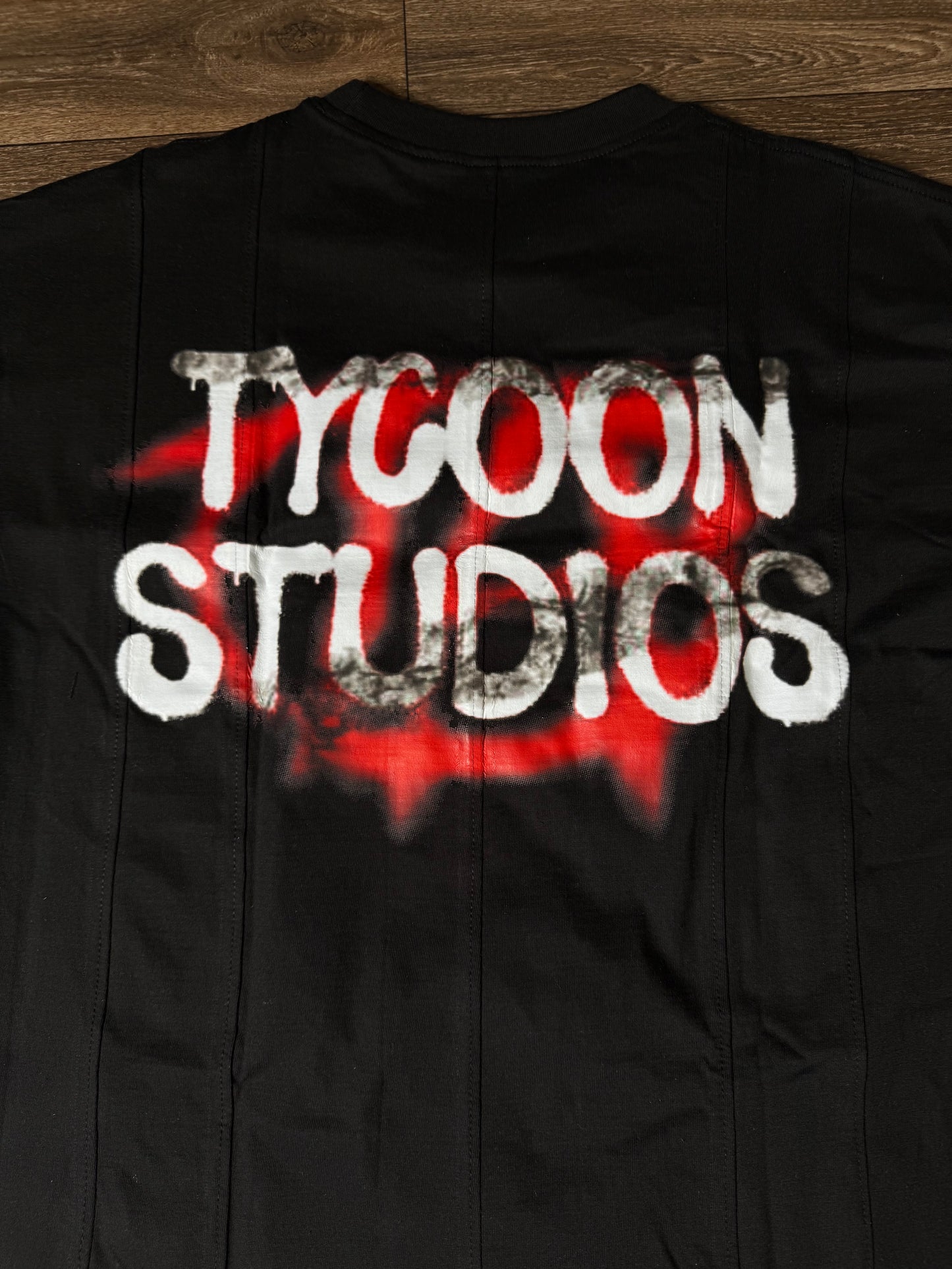T STUDIOS TEE
