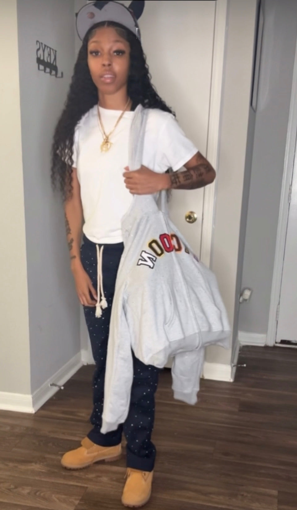 TYCOON HOODIE SHOULDER BAG