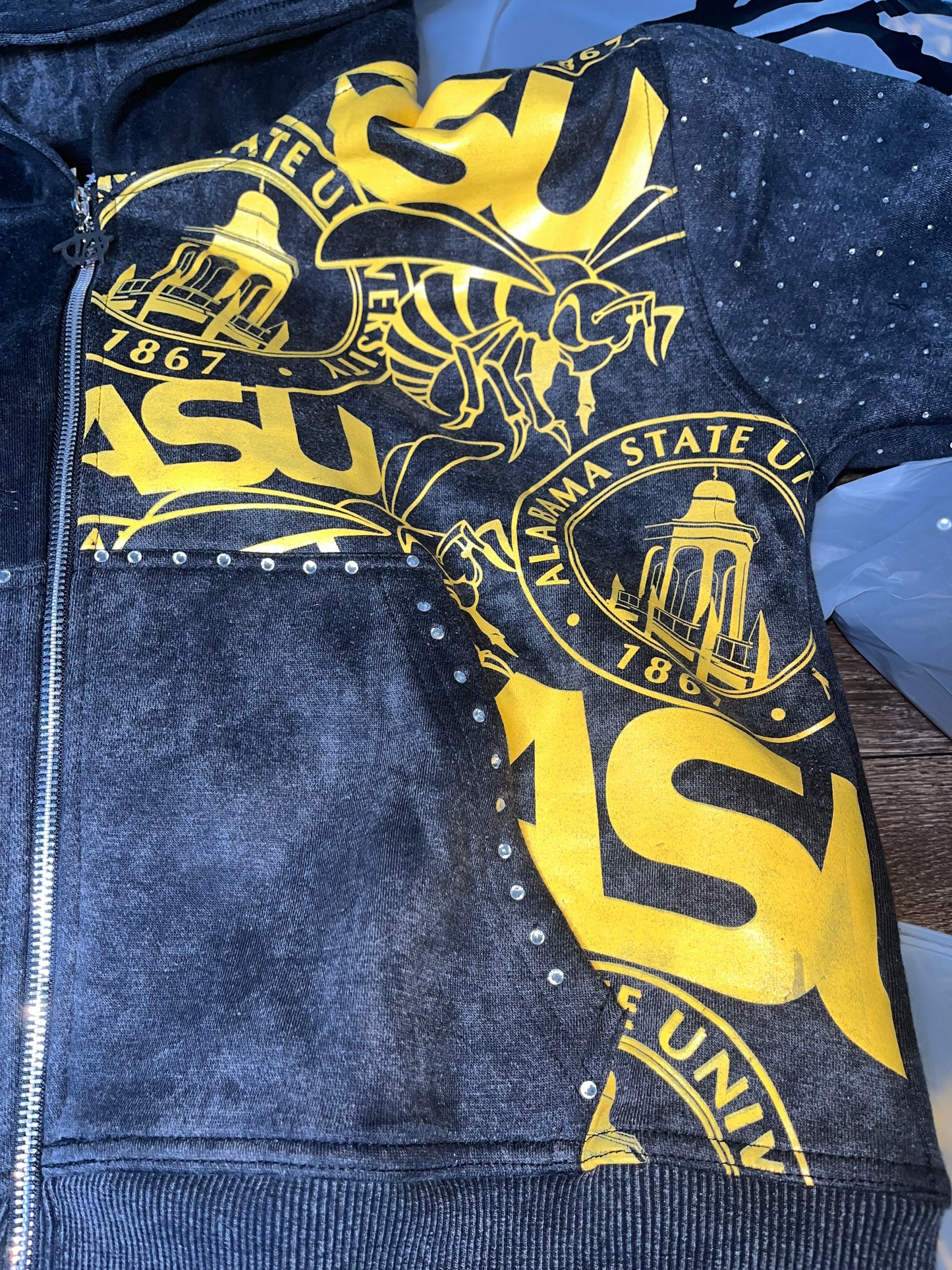 TAxHBCU ACID WASH HOODIE